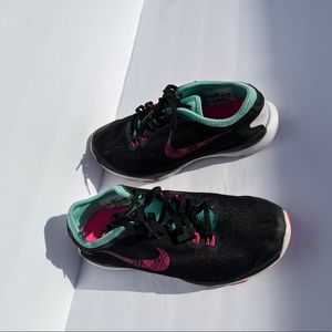 Nike Fly Wire Sneakers Size 6